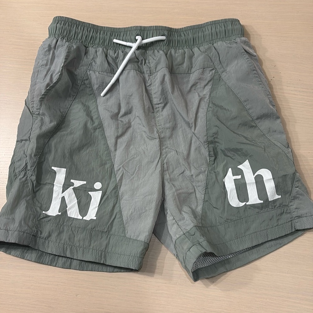 Kith Green Colorblock Logo Kids Shorts